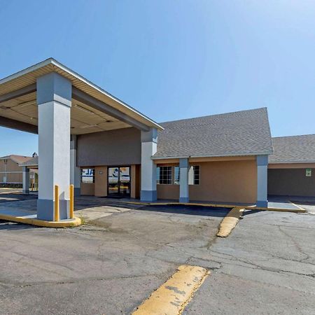 Econo Lodge Pryor Creek Zewnętrze zdjęcie