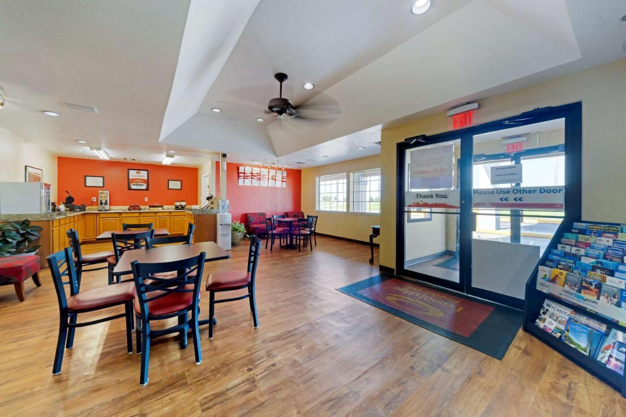 Econo Lodge Pryor Creek Zewnętrze zdjęcie