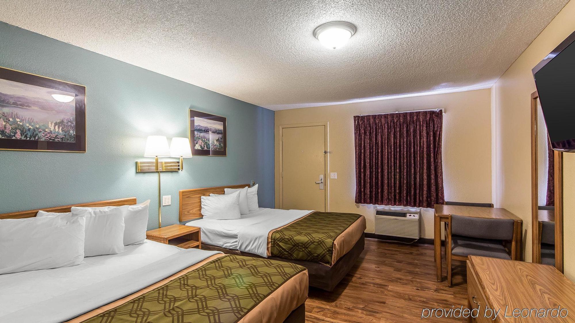 Econo Lodge Pryor Creek Zewnętrze zdjęcie
