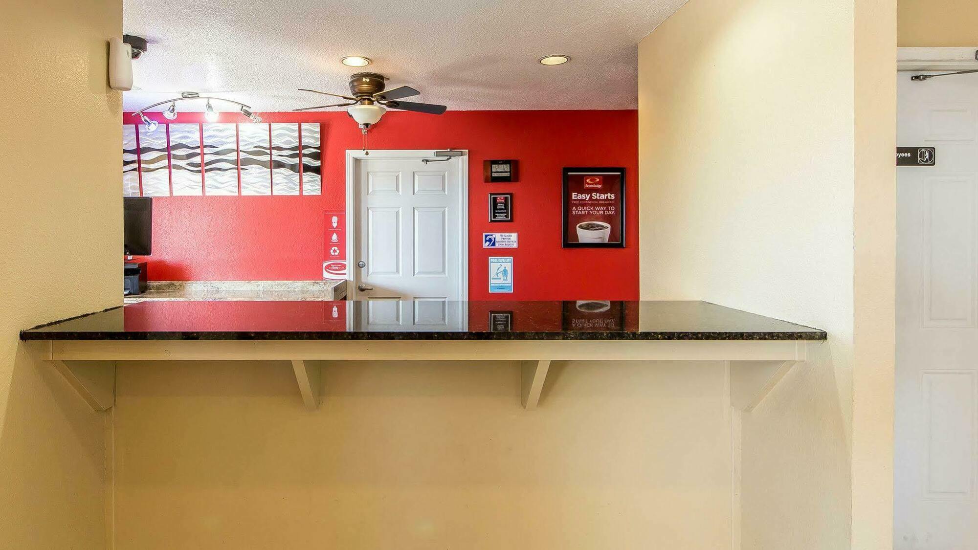 Econo Lodge Pryor Creek Zewnętrze zdjęcie