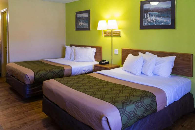 Econo Lodge Pryor Creek Zewnętrze zdjęcie