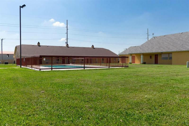 Econo Lodge Pryor Creek Zewnętrze zdjęcie