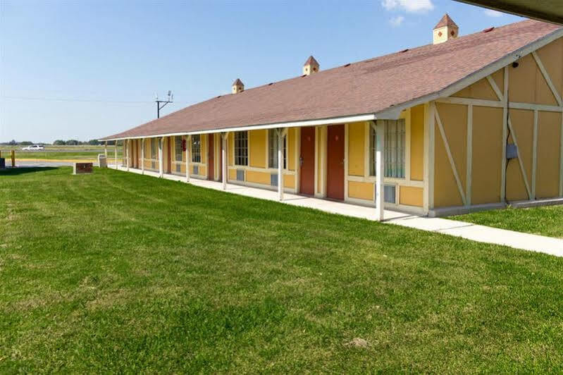 Econo Lodge Pryor Creek Zewnętrze zdjęcie